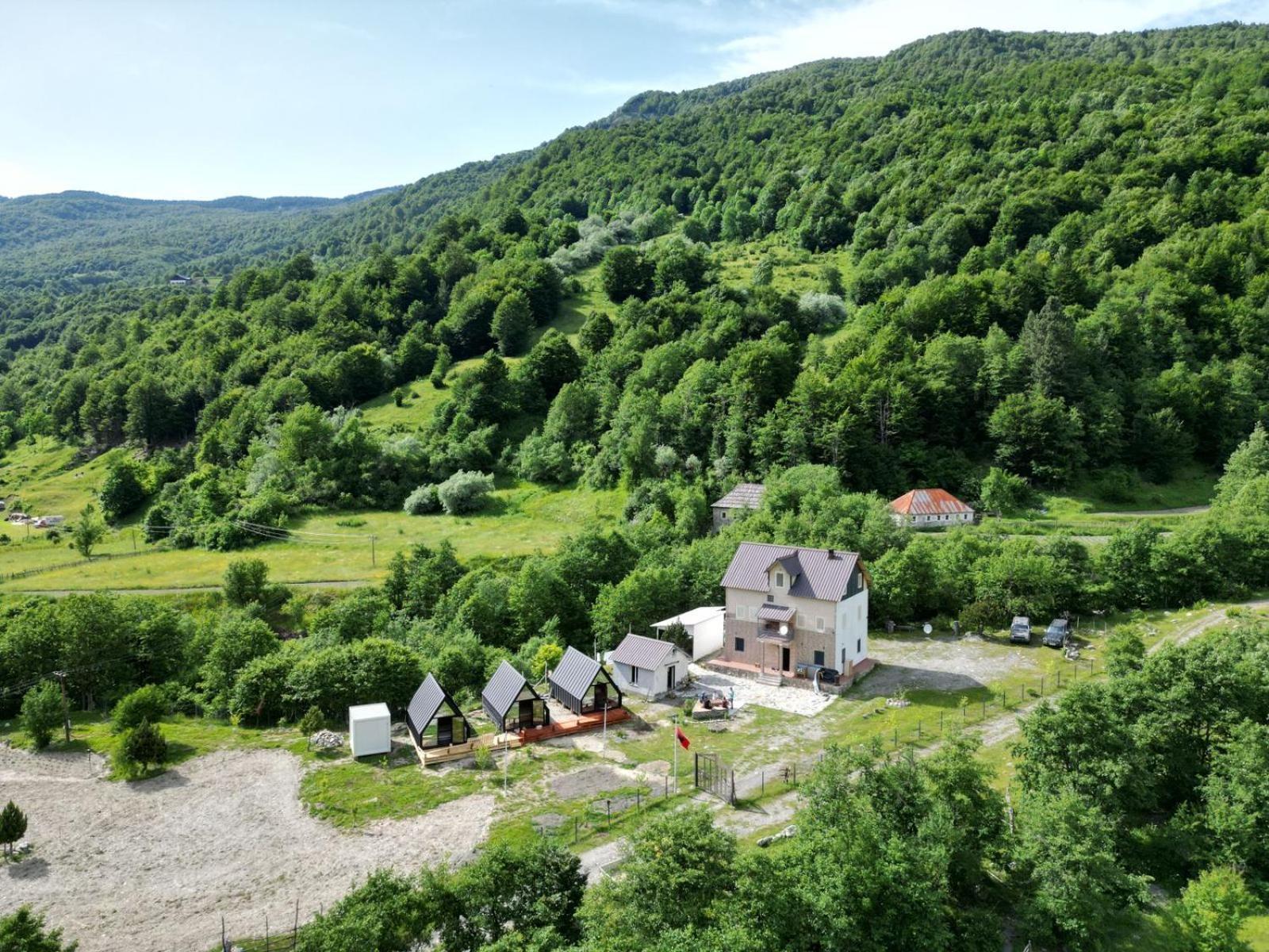 Vita Guesthouse Bajram Curri Εξωτερικό φωτογραφία